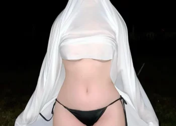 77+ Hình Ảnh Gái Xấu Nhất – “Ma Chê Quỷ Hờn”