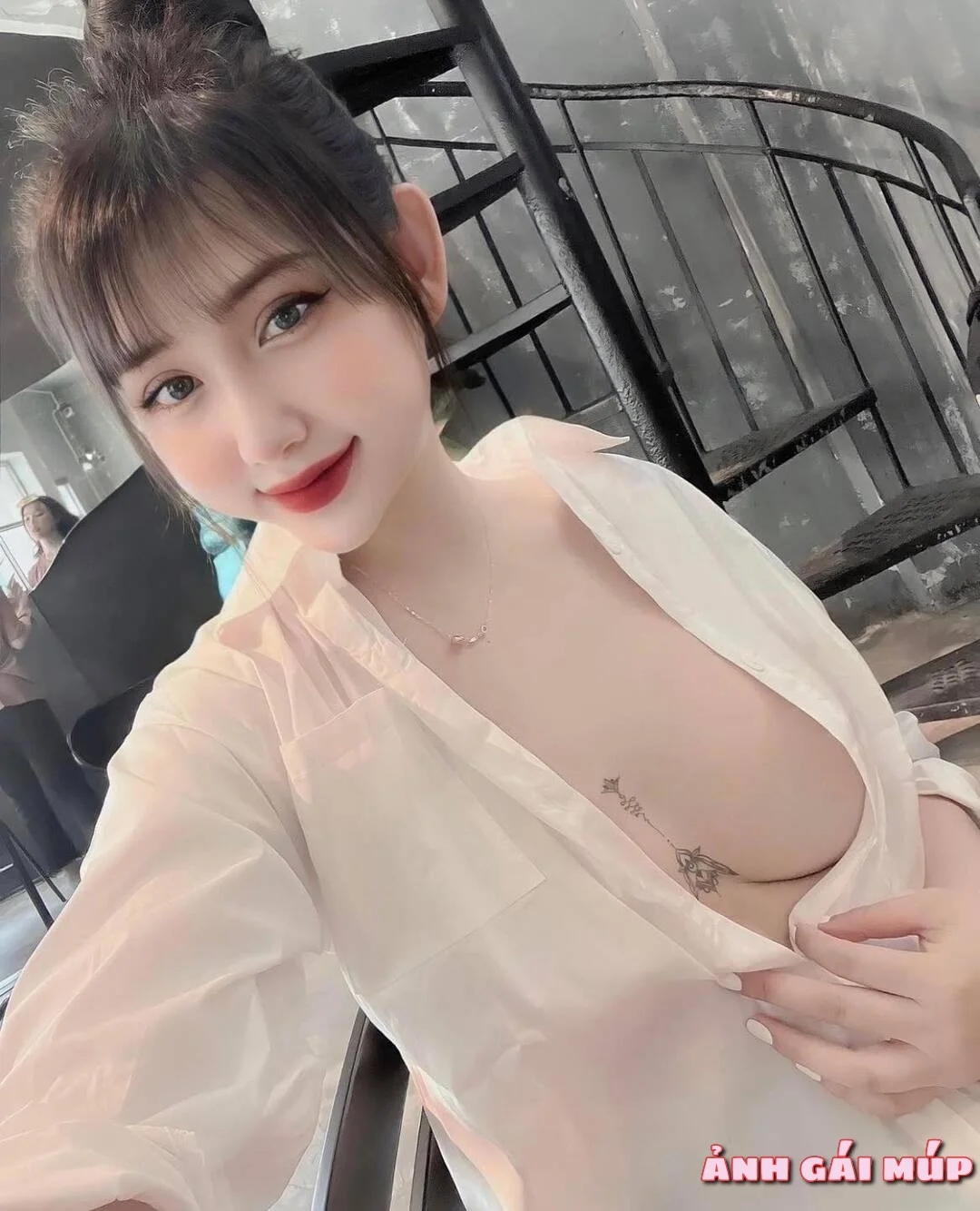 hinh anh gai khoe nguc tai website anh gai mup 095 169+ Ảnh Gái Khoe Ngực - Big Breasts: Những "Đường Cong" của Tạo Hóa Ảnh Gái Sexy