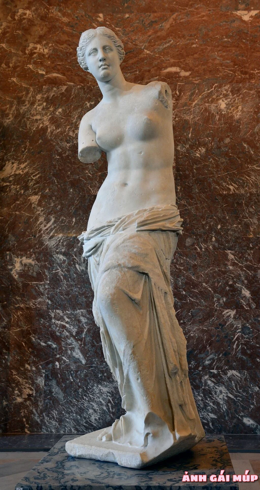 the Venus de Milo 279+ Tranh Khỏa Thân Nghệ Thuật: Khi Sự Nóng Bỏng trở nên Huyền Ảo Ảnh Nóng