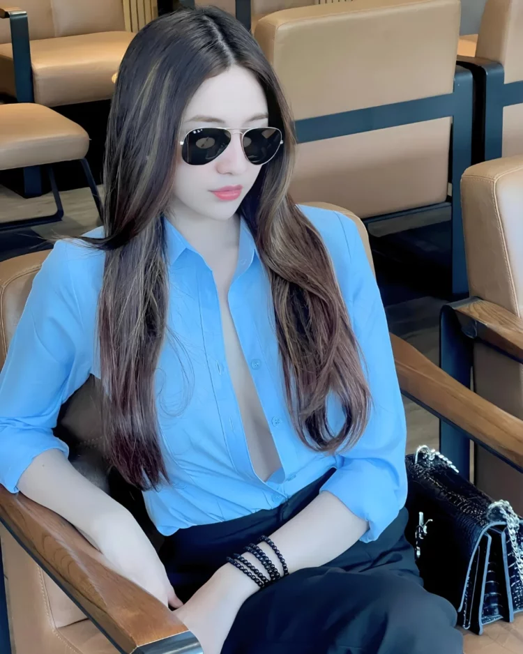 Mê Mẩn Ảnh Gái Văn Phòng: Top 369+ Gái Công Sở “Ngon” Hết Nước Chấm