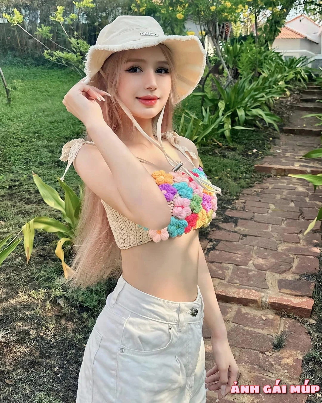 anh gai mup tim hieu hot girl xoai non pham thuy trang 101 Hot Girl Xoài Non Là Ai? 333+ Ảnh Xoài Non Bikini khiến Anh Em "Ngẩn Ngơ" Ảnh Gái Xinh