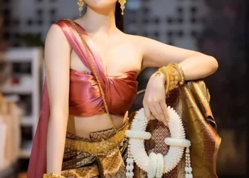 500+ Ảnh Gái Thái Lan: Vẻ Đẹp Gợi Cảm Hút Hồn Của Phụ Nữ Xứ Chùa Vàng