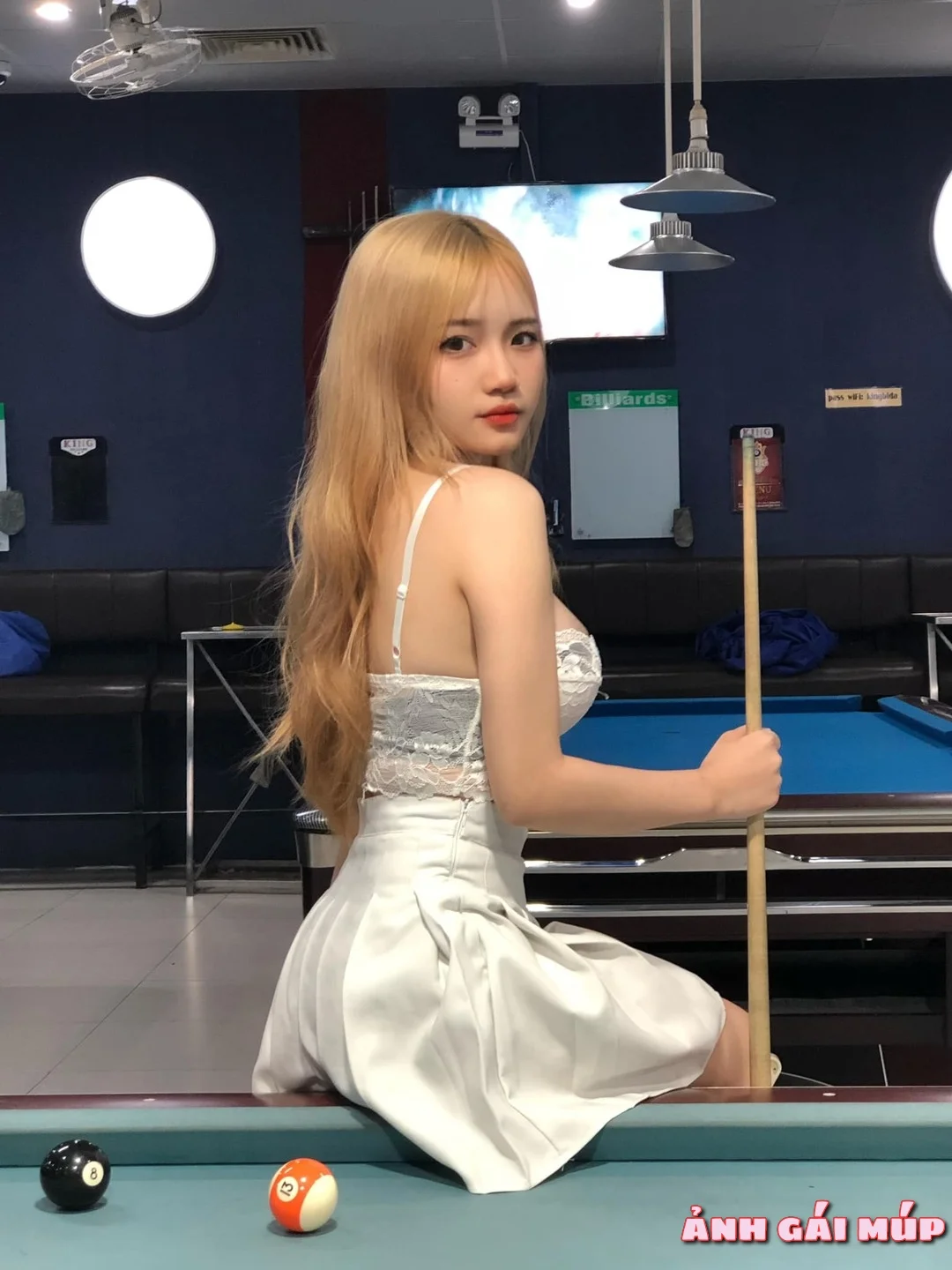 anhgaimup review con gai choi bida 011 Ảnh Con Gái Chơi Bida: 200+ Nét Sexy Và Quyến Rũ của Gái Đánh Billiards Ảnh Gái Đẹp