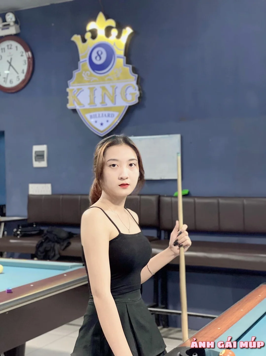 anhgaimup review con gai choi bida 022 Ảnh Con Gái Chơi Bida: 200+ Nét Sexy Và Quyến Rũ của Gái Đánh Billiards Ảnh Gái Đẹp