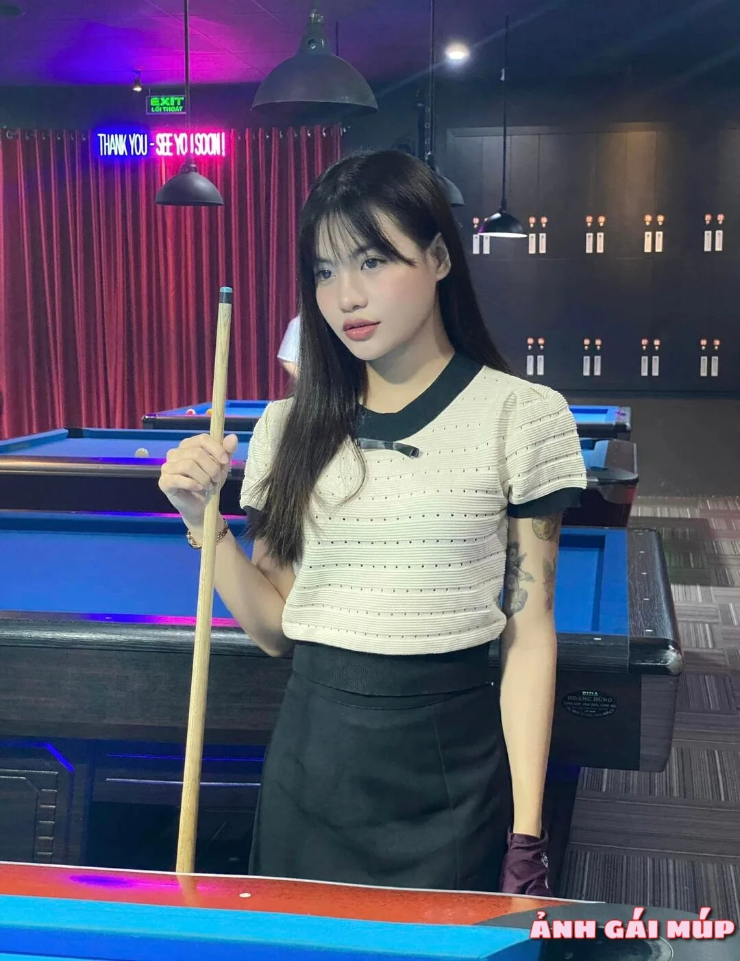 anhgaimup review con gai choi bida 158 Ảnh Con Gái Chơi Bida: 200+ Nét Sexy Và Quyến Rũ của Gái Đánh Billiards Ảnh Gái Đẹp