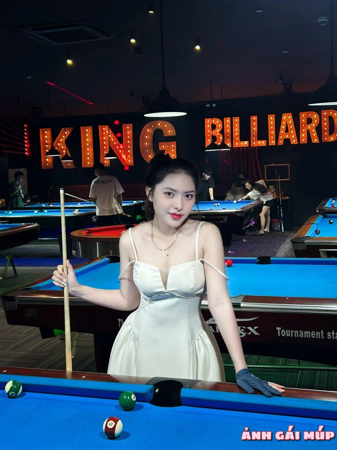 anhgaimup review con gai choi bida 162 Ảnh Con Gái Chơi Bida: 200+ Nét Sexy Và Quyến Rũ của Gái Đánh Billiards Ảnh Gái Đẹp