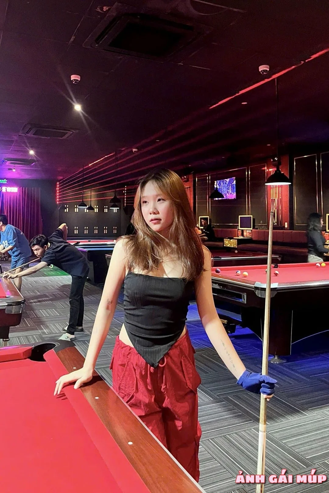 anhgaimup review con gai choi bida 175 Ảnh Con Gái Chơi Bida: 200+ Nét Sexy Và Quyến Rũ của Gái Đánh Billiards Ảnh Gái Đẹp