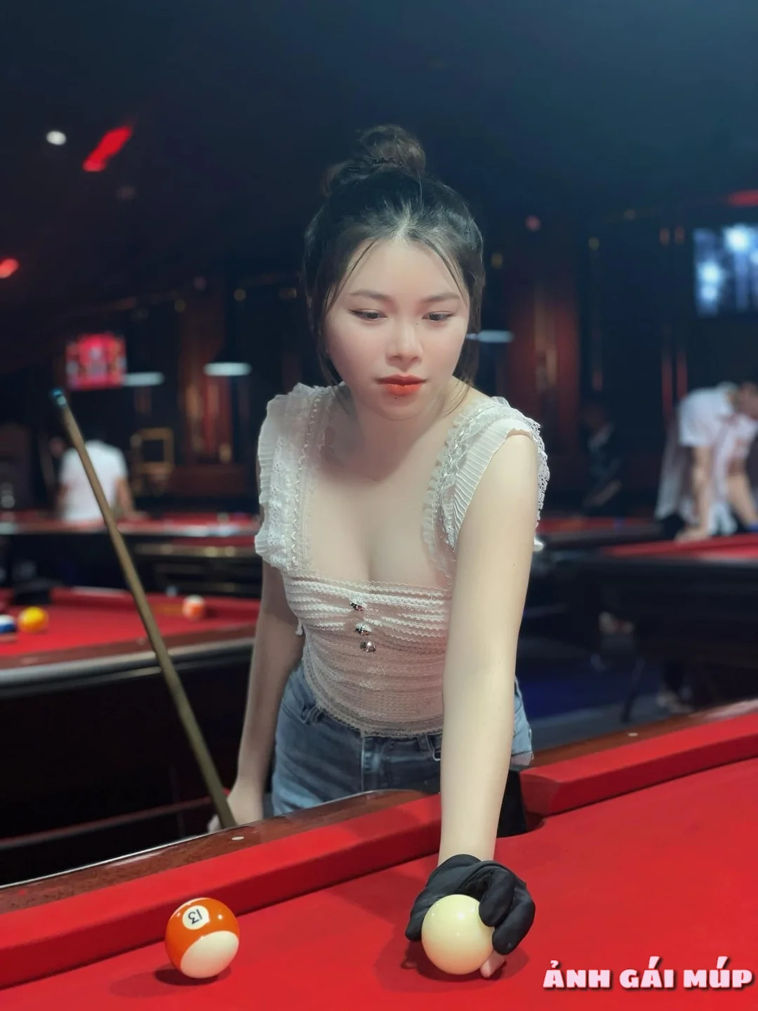 anhgaimup review con gai choi bida 188 Ảnh Con Gái Chơi Bida: 200+ Nét Sexy Và Quyến Rũ của Gái Đánh Billiards Ảnh Gái Đẹp