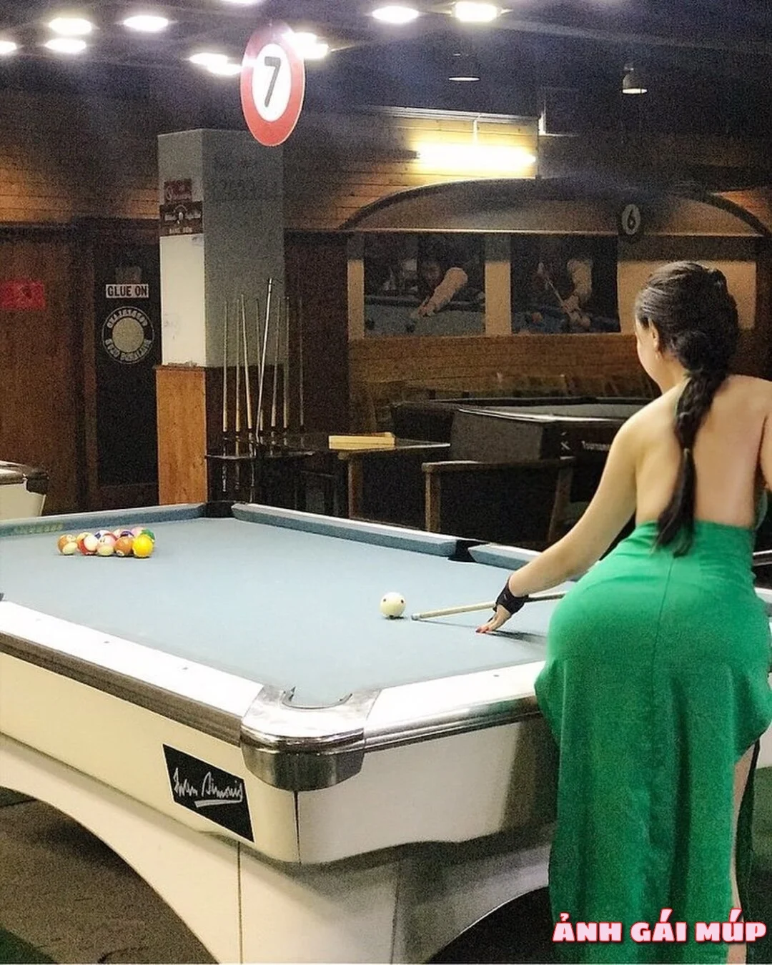 anhgaimup review con gai choi bida 197 Ảnh Con Gái Chơi Bida: 200+ Nét Sexy Và Quyến Rũ của Gái Đánh Billiards Ảnh Gái Đẹp