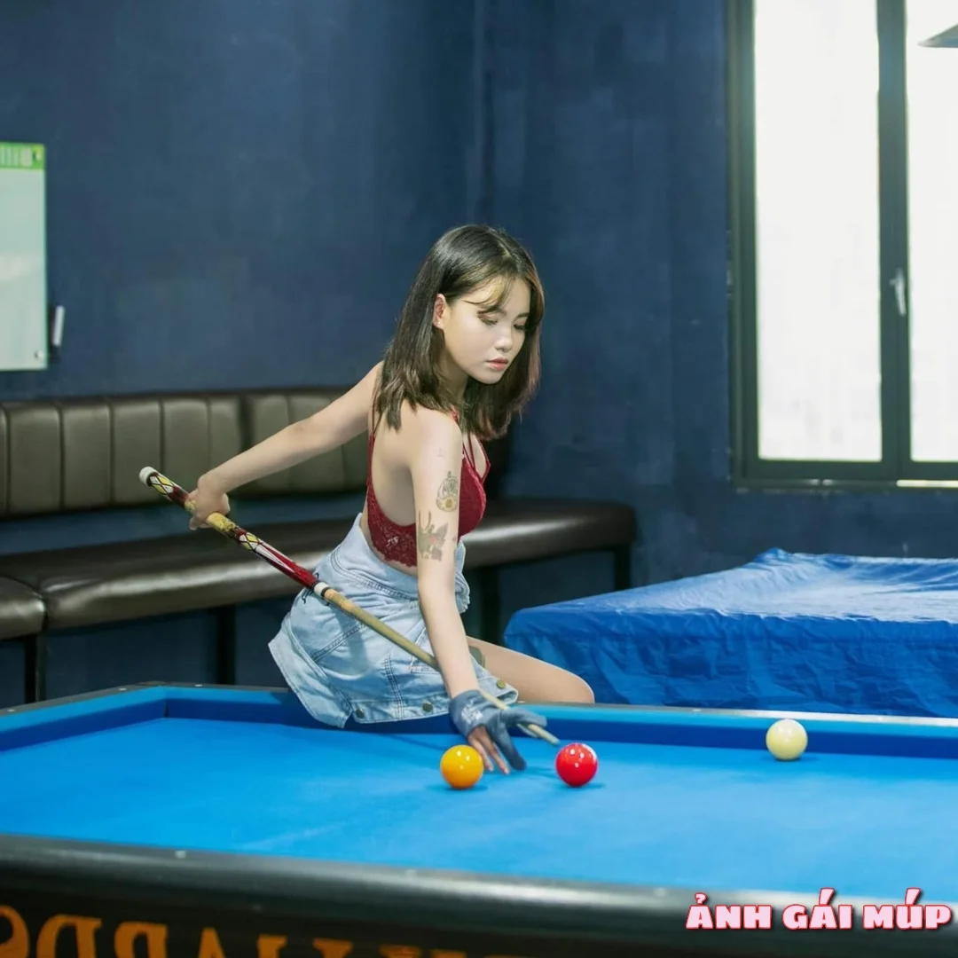 anhgaimup review con gai choi bida 235 Ảnh Con Gái Chơi Bida: 200+ Nét Sexy Và Quyến Rũ của Gái Đánh Billiards Ảnh Gái Đẹp