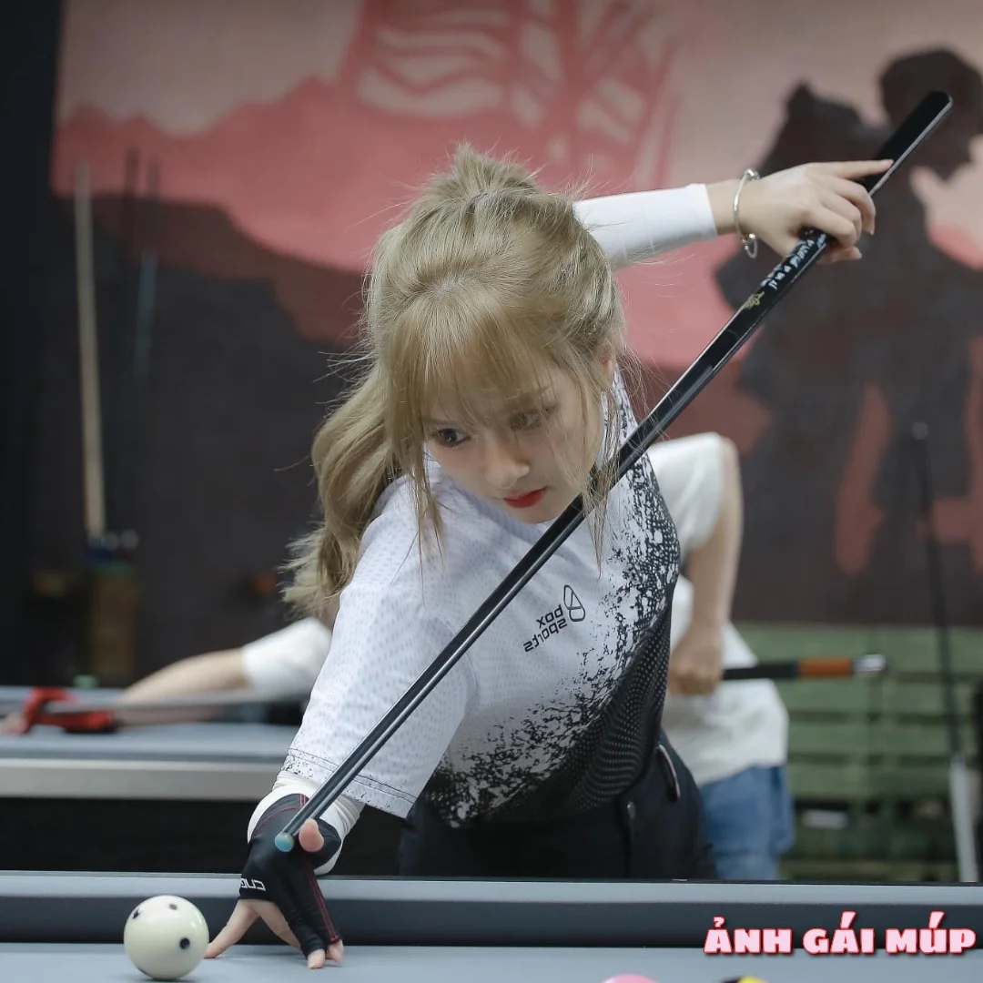 anhgaimup review con gai choi bida 246 Ảnh Con Gái Chơi Bida: 200+ Nét Sexy Và Quyến Rũ của Gái Đánh Billiards Ảnh Gái Đẹp