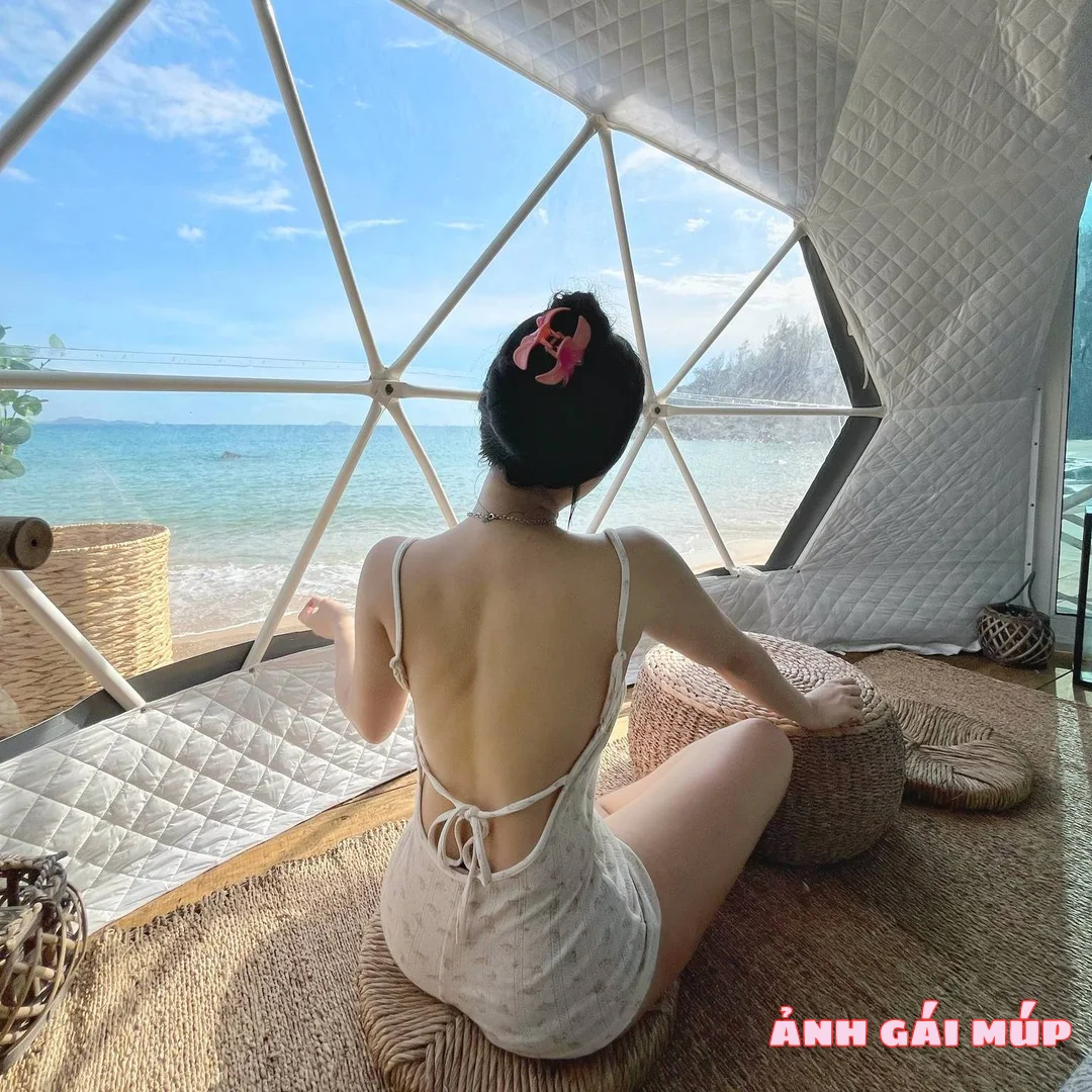 anhgaimup review anh gai hang xach tay 393 500 Bóng Hồng Nóng Bỏng: Gu "Hàng Xách Tay" của Đại Gia Ảnh Gái Sexy