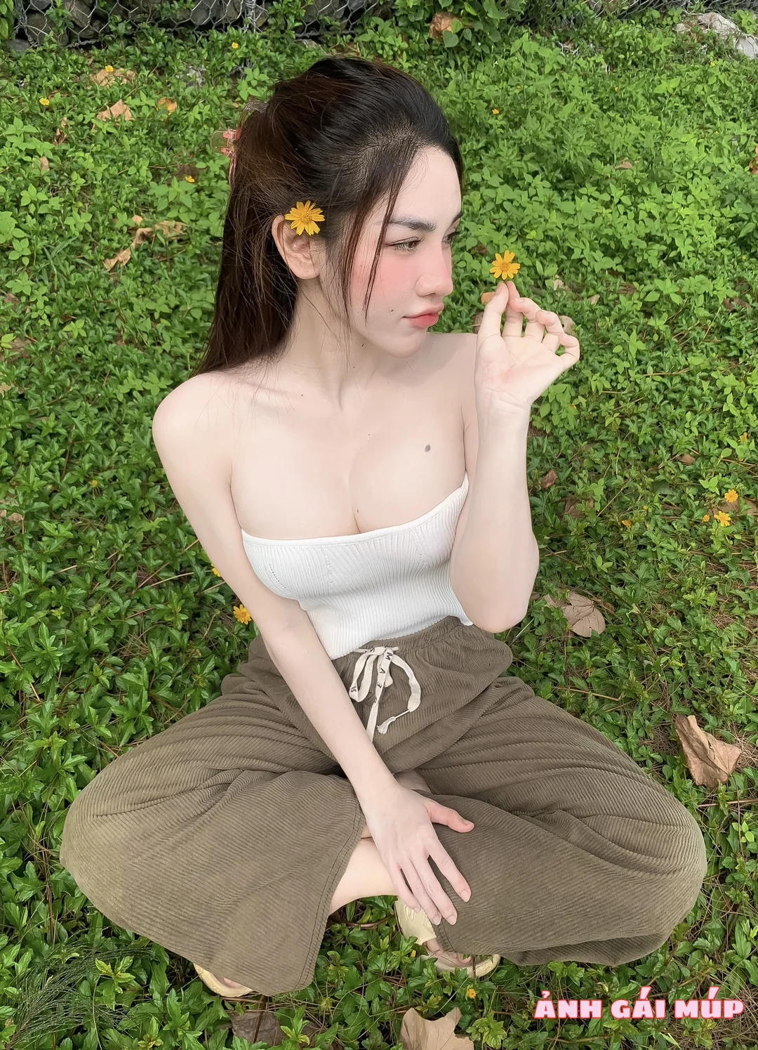 anhgaimup review anh gai que 281 300 Ảnh Gái Quê Mông Bự, Eo Thon: Mộc Mạc Mà Sexy Khó Cưỡng Ảnh Gái Đẹp