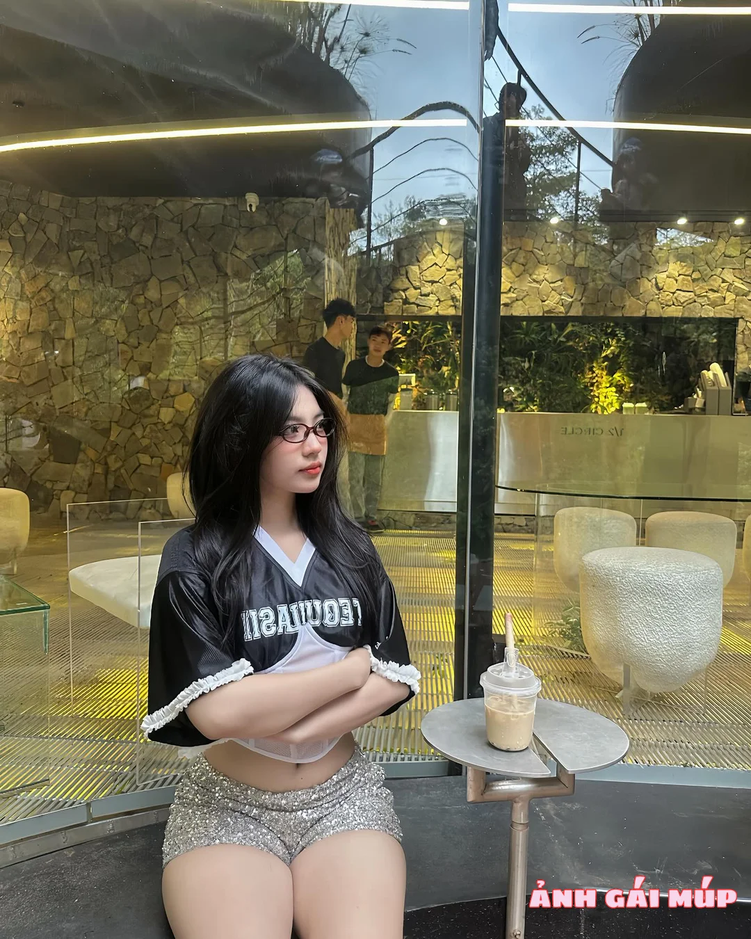anhgaimup review bo anh gai pho xinh dep cuc ngon 027 Top Ảnh Gái Phố Gợi Tình Nhất 2025: Cực Phẩm Vú Nõn, Eo Thon Mướt Mắt Ảnh Gái Xinh