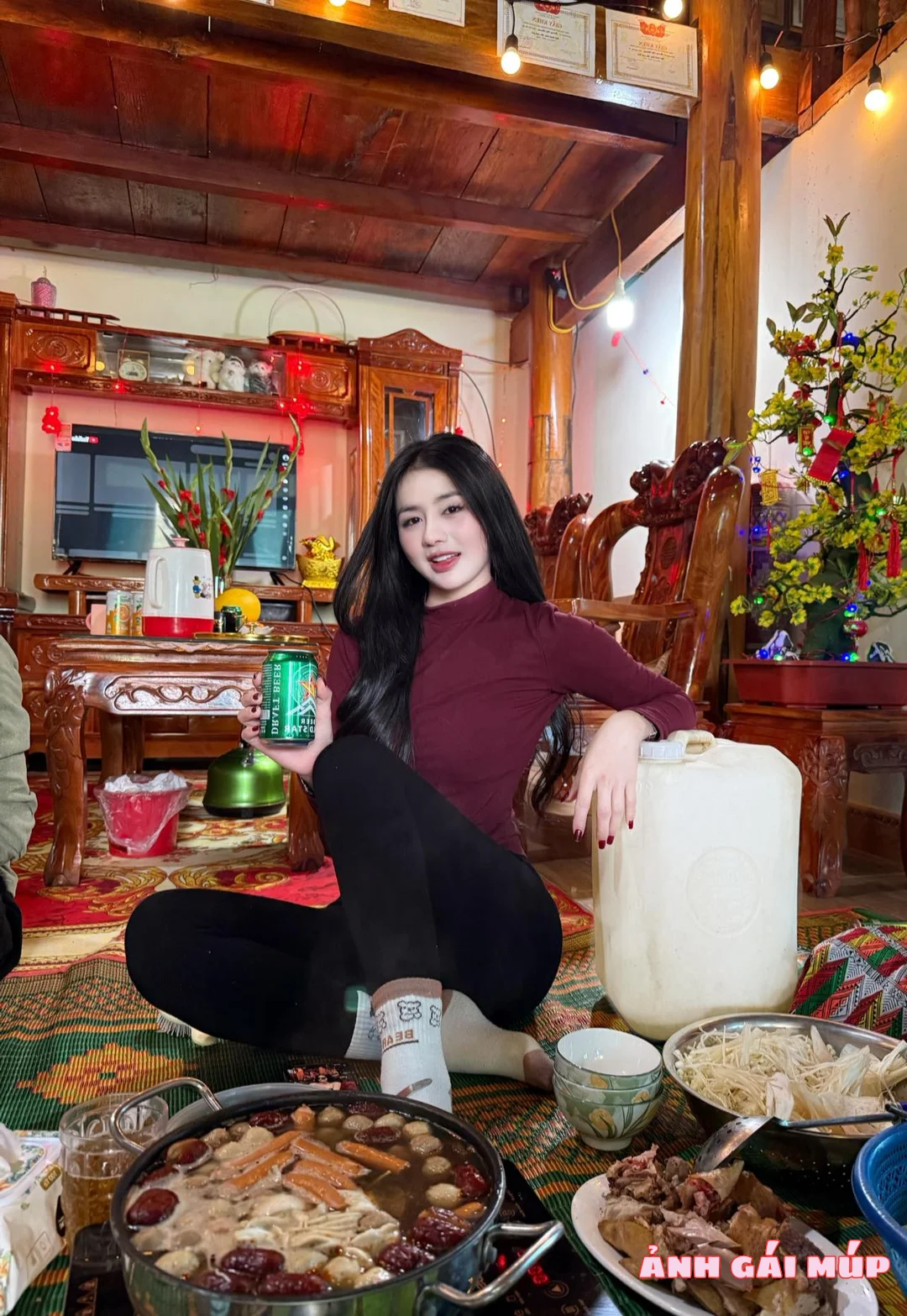 anhgaimup com shows bo anh thu ky nhung loramen 009 Cận Cảnh Vú Nõn - Eo Thon của Thư Ký Nhung Loramen: Tuyệt Phẩm Trần Gian! Ảnh Gái Xinh