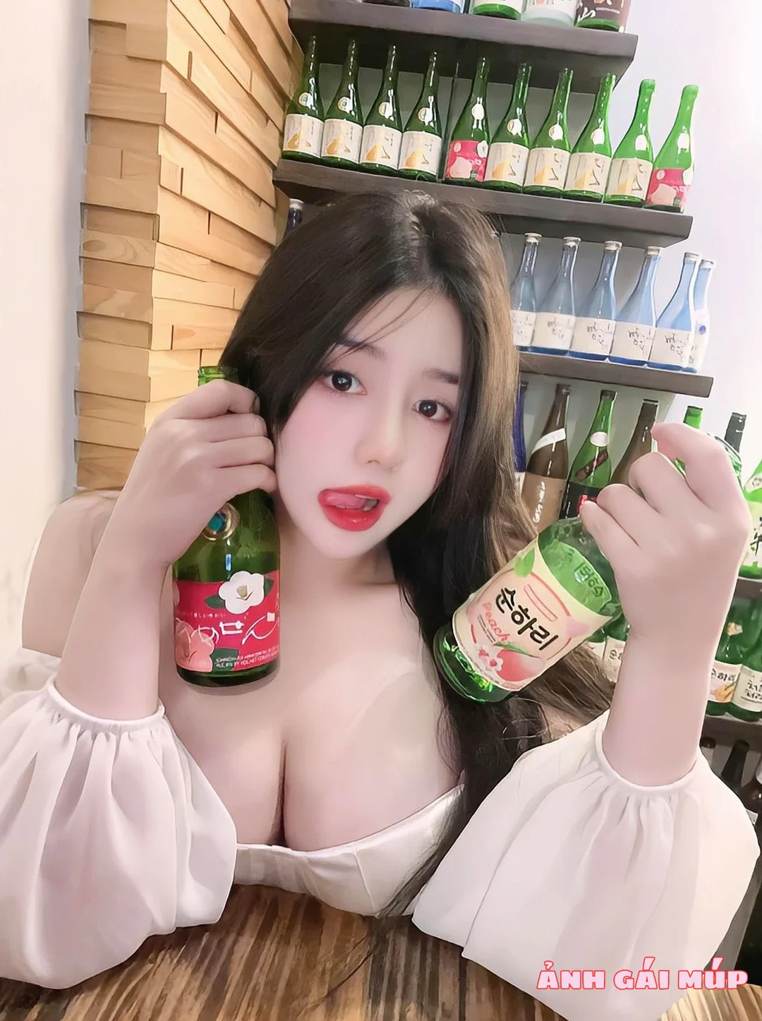 anhgaimup com shows bo anh thu ky nhung loramen 021 Cận Cảnh Vú Nõn - Eo Thon của Thư Ký Nhung Loramen: Tuyệt Phẩm Trần Gian! Ảnh Gái Xinh