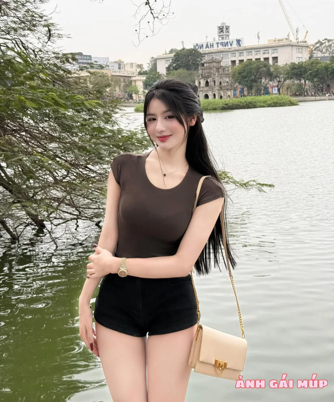 anhgaimup com shows bo anh thu ky nhung loramen 029 Cận Cảnh Vú Nõn - Eo Thon của Thư Ký Nhung Loramen: Tuyệt Phẩm Trần Gian! Ảnh Gái Xinh