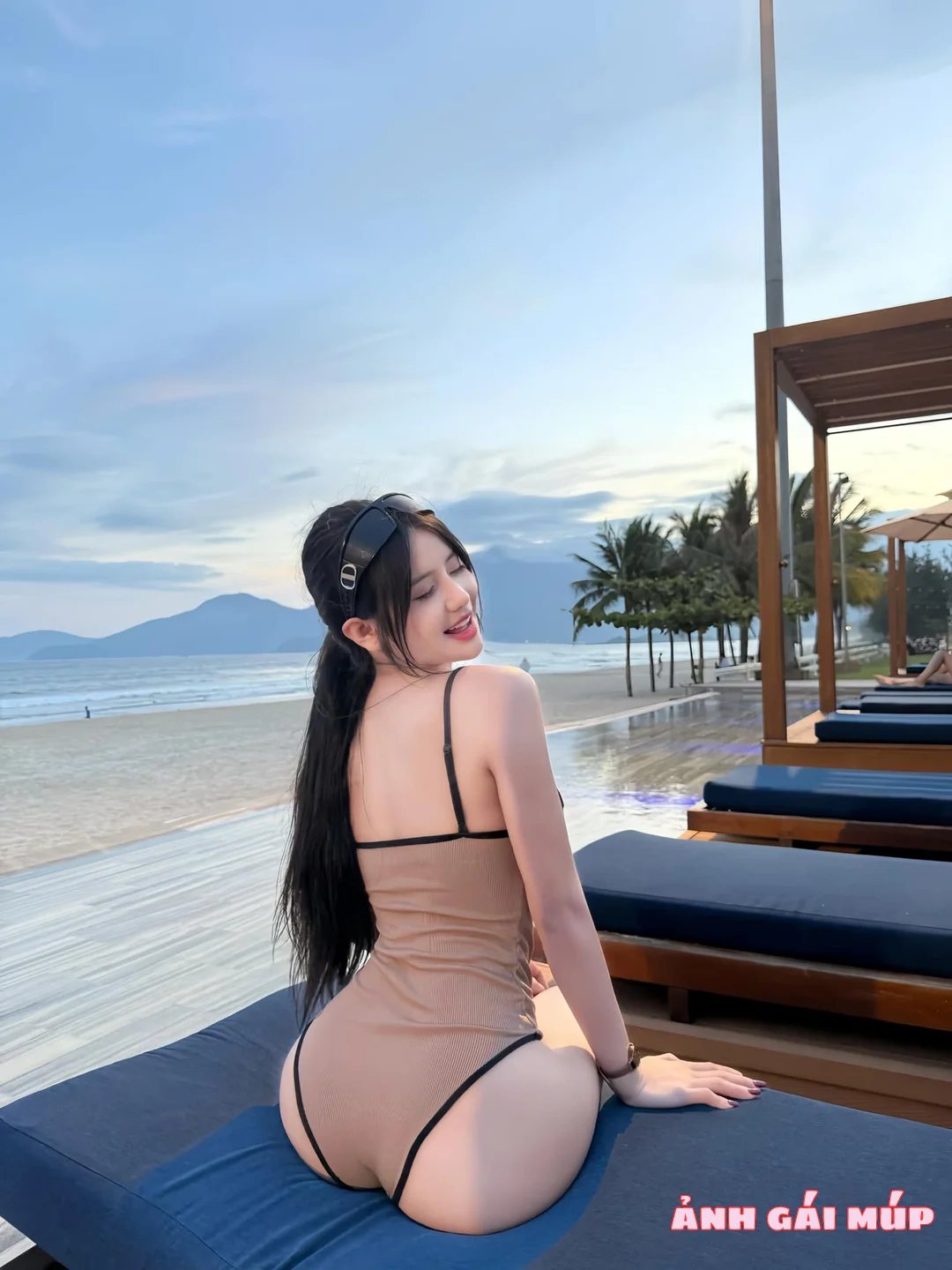 anhgaimup com shows bo anh thu ky nhung loramen 058 Cận Cảnh Vú Nõn - Eo Thon của Thư Ký Nhung Loramen: Tuyệt Phẩm Trần Gian! Ảnh Gái Xinh
