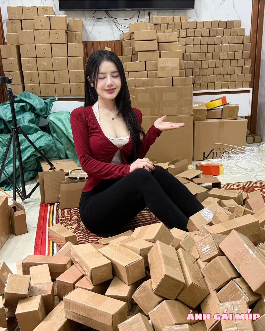 anhgaimup com shows bo anh thu ky nhung loramen 091 Cận Cảnh Vú Nõn - Eo Thon của Thư Ký Nhung Loramen: Tuyệt Phẩm Trần Gian! Ảnh Gái Xinh