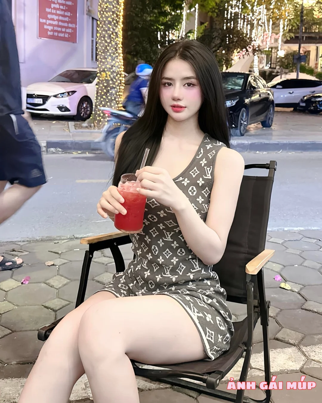 anhgaimup com shows bo anh thu ky nhung loramen 095 Cận Cảnh Vú Nõn - Eo Thon của Thư Ký Nhung Loramen: Tuyệt Phẩm Trần Gian! Ảnh Gái Xinh