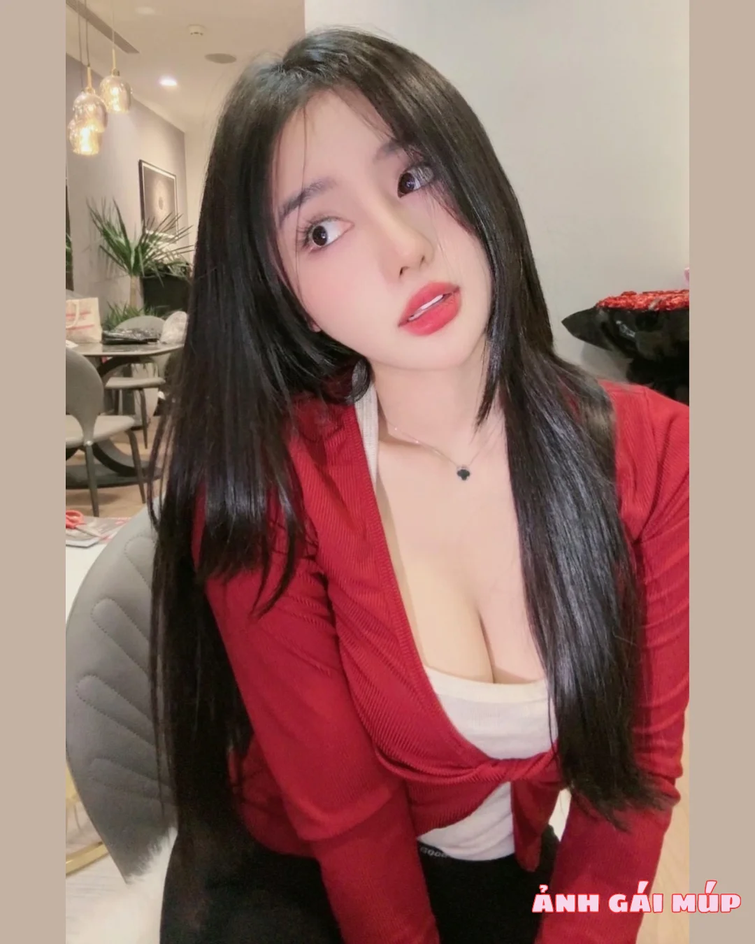 anhgaimup com shows bo anh thu ky nhung loramen 096 Cận Cảnh Vú Nõn - Eo Thon của Thư Ký Nhung Loramen: Tuyệt Phẩm Trần Gian! Ảnh Gái Xinh