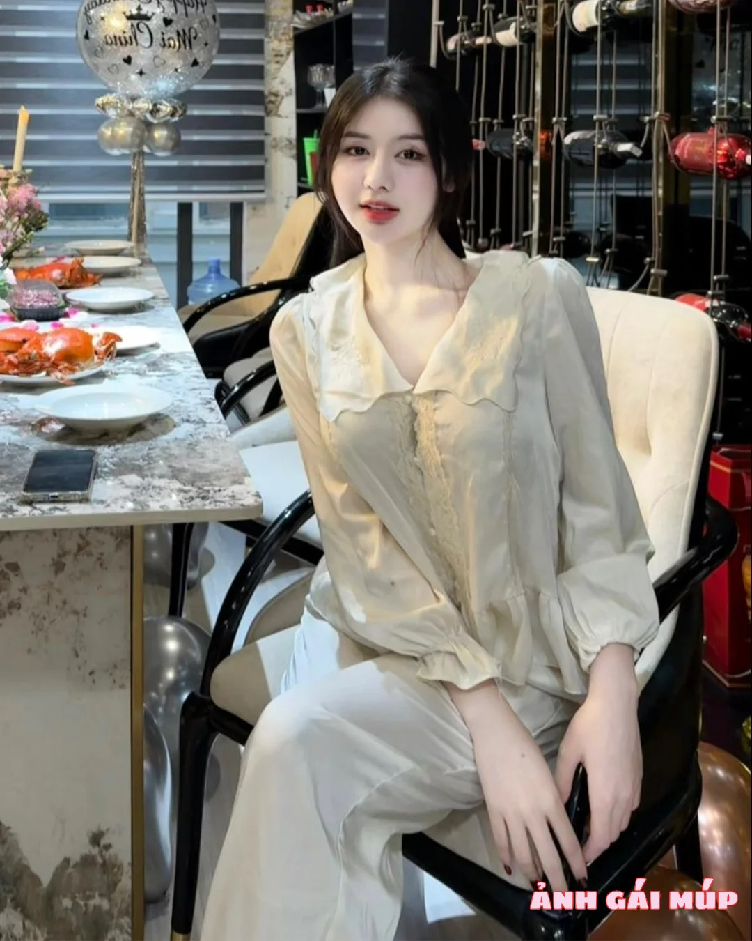 anhgaimup com shows bo anh thu ky nhung loramen 168 Cận Cảnh Vú Nõn - Eo Thon của Thư Ký Nhung Loramen: Tuyệt Phẩm Trần Gian! Ảnh Gái Xinh