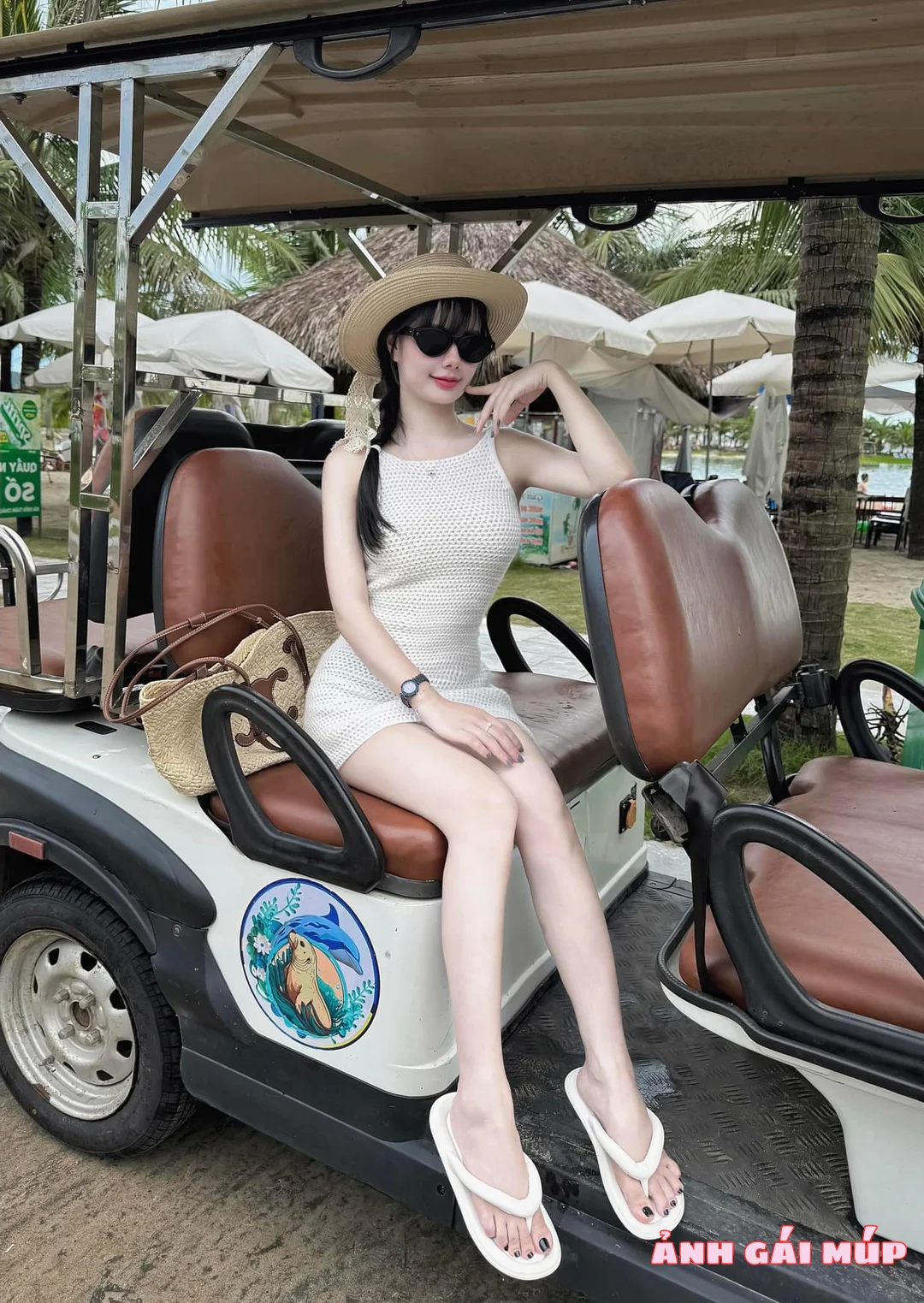 anhgaimup review anh co giao huong loramen 005 Cô Giáo Hương Loramen: "Nữ Thần Phòng The" Siêu Gợi Tình Bỏng Cháy Ảnh Gái Xinh