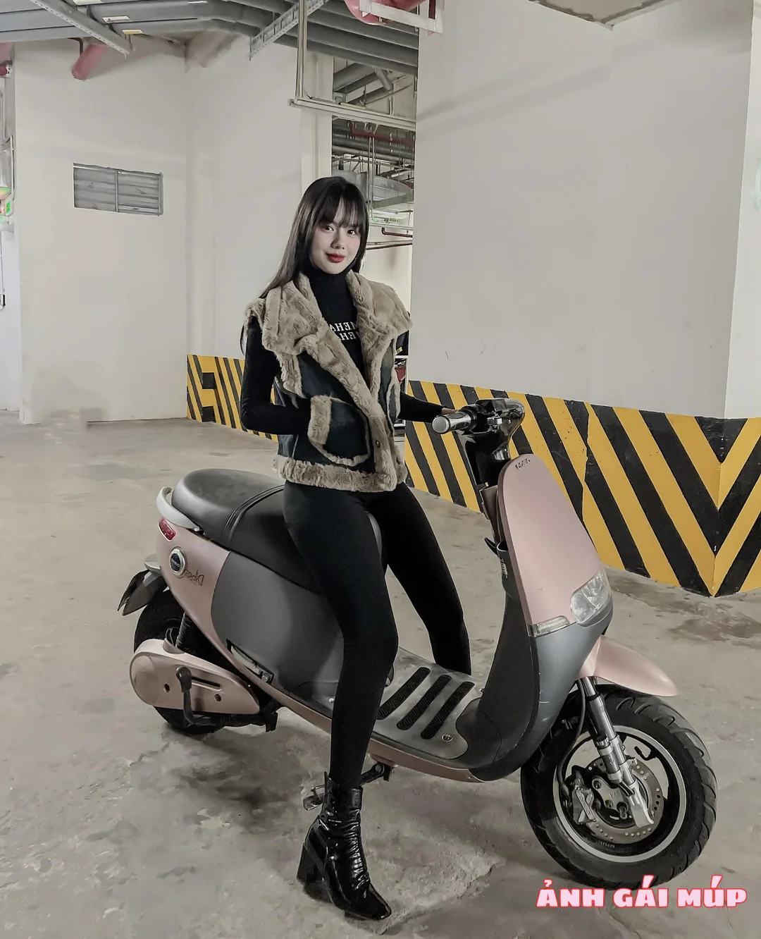 anhgaimup review anh co giao huong loramen 083 Cô Giáo Hương Loramen: "Nữ Thần Phòng The" Siêu Gợi Tình Bỏng Cháy Ảnh Gái Xinh