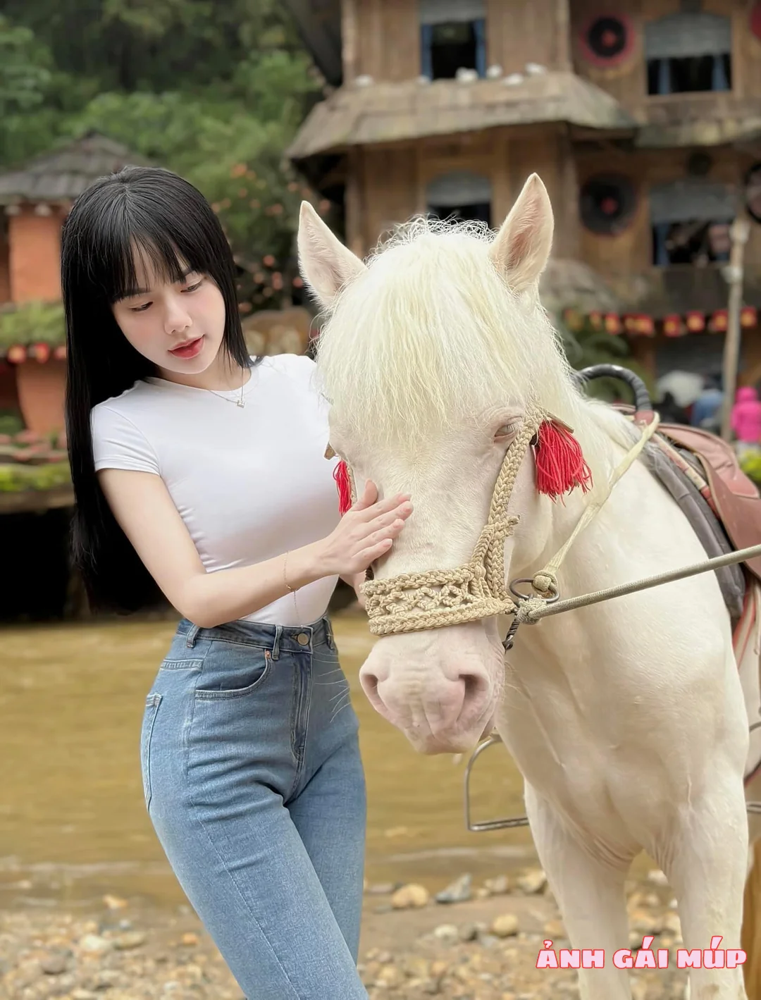 anhgaimup review anh co giao huong loramen 133 Cô Giáo Hương Loramen: "Nữ Thần Phòng The" Siêu Gợi Tình Bỏng Cháy Ảnh Gái Xinh