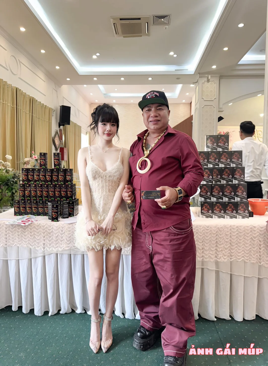 anhgaimup review anh co giao huong loramen 138 Cô Giáo Hương Loramen: "Nữ Thần Phòng The" Siêu Gợi Tình Bỏng Cháy Ảnh Gái Xinh