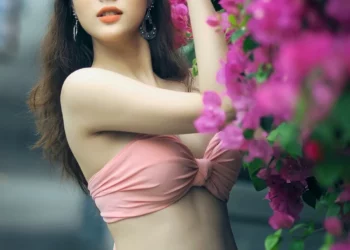 Yểu Điệu Thục Nữ – Quân Tử Hảo Cầu: Vẻ Gợi Tình Khiến Chàng Ngẩn Ngơ!