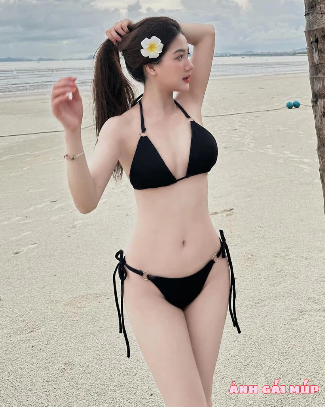 anhgaimup com shows bo anh gai xinh tam bien 2025 037 Ảnh Gái Xinh Tắm Biển 2025: Top 500 Em Gái Tắm Biển Ngon "Nhức Nách" Gái Xinh Bikini
