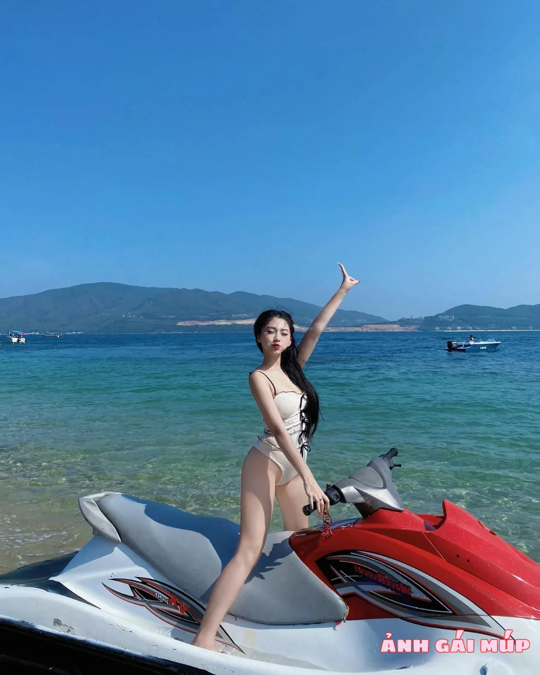 anhgaimup com shows bo anh gai xinh tam bien 2025 042 Ảnh Gái Xinh Tắm Biển 2025: Top 500 Em Gái Tắm Biển Ngon "Nhức Nách" Gái Xinh Bikini
