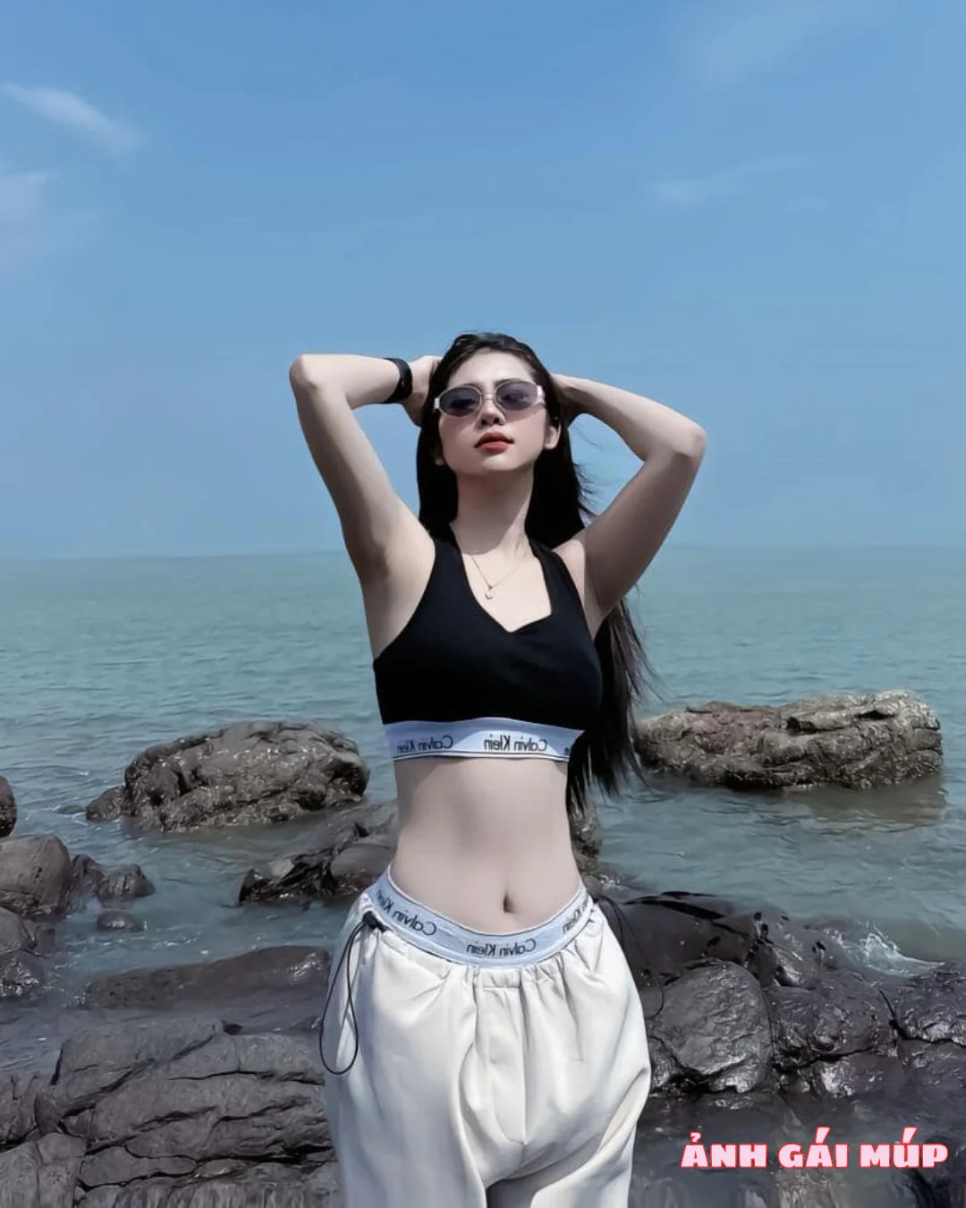 anhgaimup com shows bo anh gai xinh tam bien 2025 065 Ảnh Gái Xinh Tắm Biển 2025: Top 500 Em Gái Tắm Biển Ngon "Nhức Nách" Gái Xinh Bikini