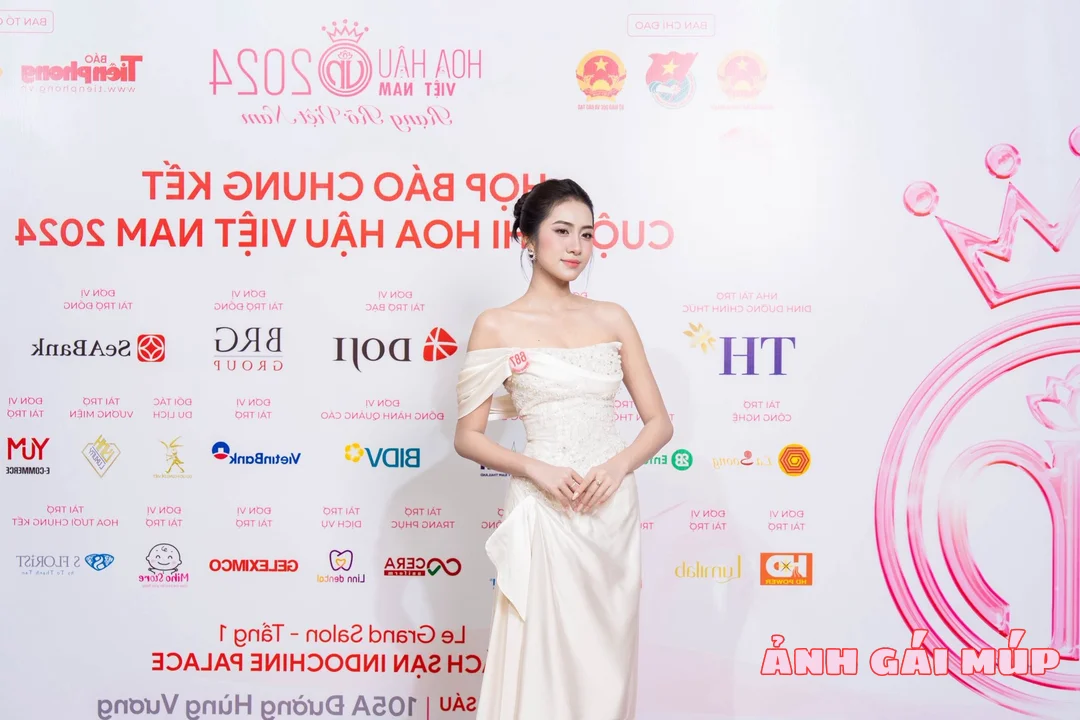 anhgaimup com shows bo anh hoa hau viet nam 2024 ha truc linh 006 Ngắm Chân Dài, Mặt Xinh của Hà Trúc Linh – Tân Hoa Hậu Việt Nam 2024/2025 Uncategorized