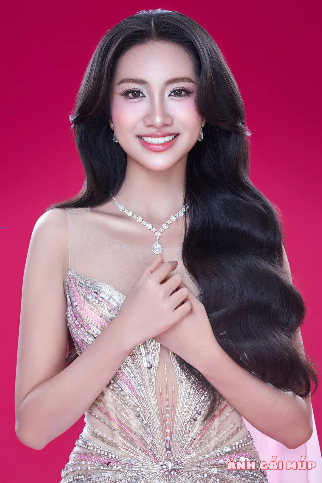 anhgaimup com shows bo anh hoa hau viet nam 2024 ha truc linh 016 Ngắm Chân Dài, Mặt Xinh của Hà Trúc Linh – Tân Hoa Hậu Việt Nam 2024/2025 Uncategorized