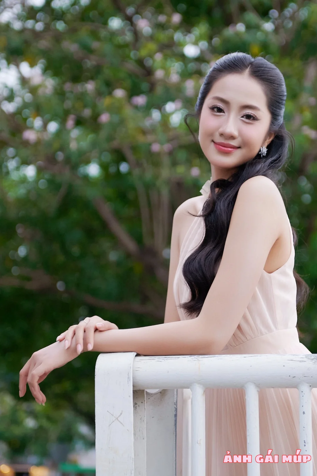 anhgaimup com shows bo anh hoa hau viet nam 2024 ha truc linh 022 Ngắm Chân Dài, Mặt Xinh của Hà Trúc Linh – Tân Hoa Hậu Việt Nam 2024/2025 Uncategorized