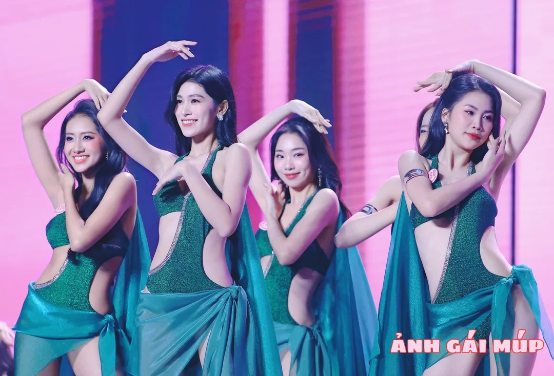 anhgaimup com shows bo anh hoa hau viet nam 2024 ha truc linh 055 Ngắm Chân Dài, Mặt Xinh của Hà Trúc Linh – Tân Hoa Hậu Việt Nam 2024 Uncategorized