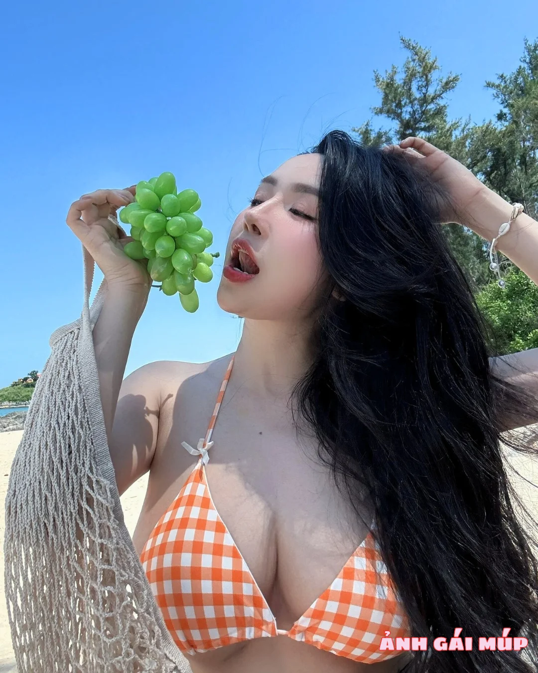 anh gai mup com show bo suu tap anh gai vu bu sexy ngon 341 500 Ảnh Gái Vú Bự: Tuyệt Phẩm Những Cặp Nhũ Hoa "Mọng Nước" Ảnh Gái Sexy