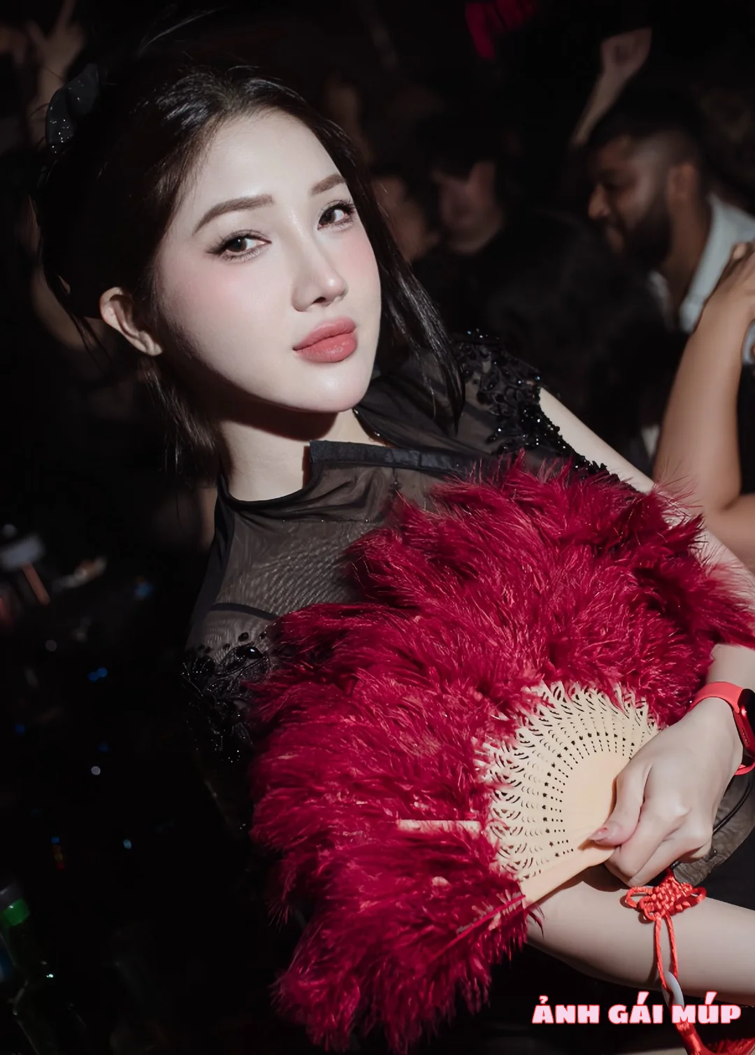 anh gai mup com show bo suu tap anh gai xinh dep 2025 098 900 Ảnh Gái Xinh Đẹp Tê Tái: Đê Mê Ánh Mắt - Môi Mọng Đốn Tim Ảnh Gái Xinh