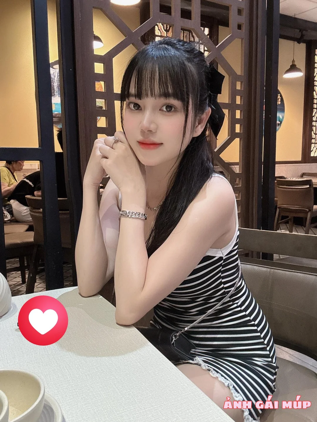 anh gai mup com show bo suu tap anh gai xinh dep 2025 178 900 Ảnh Gái Xinh Đẹp Tê Tái: Đê Mê Ánh Mắt - Môi Mọng Đốn Tim Ảnh Gái Xinh