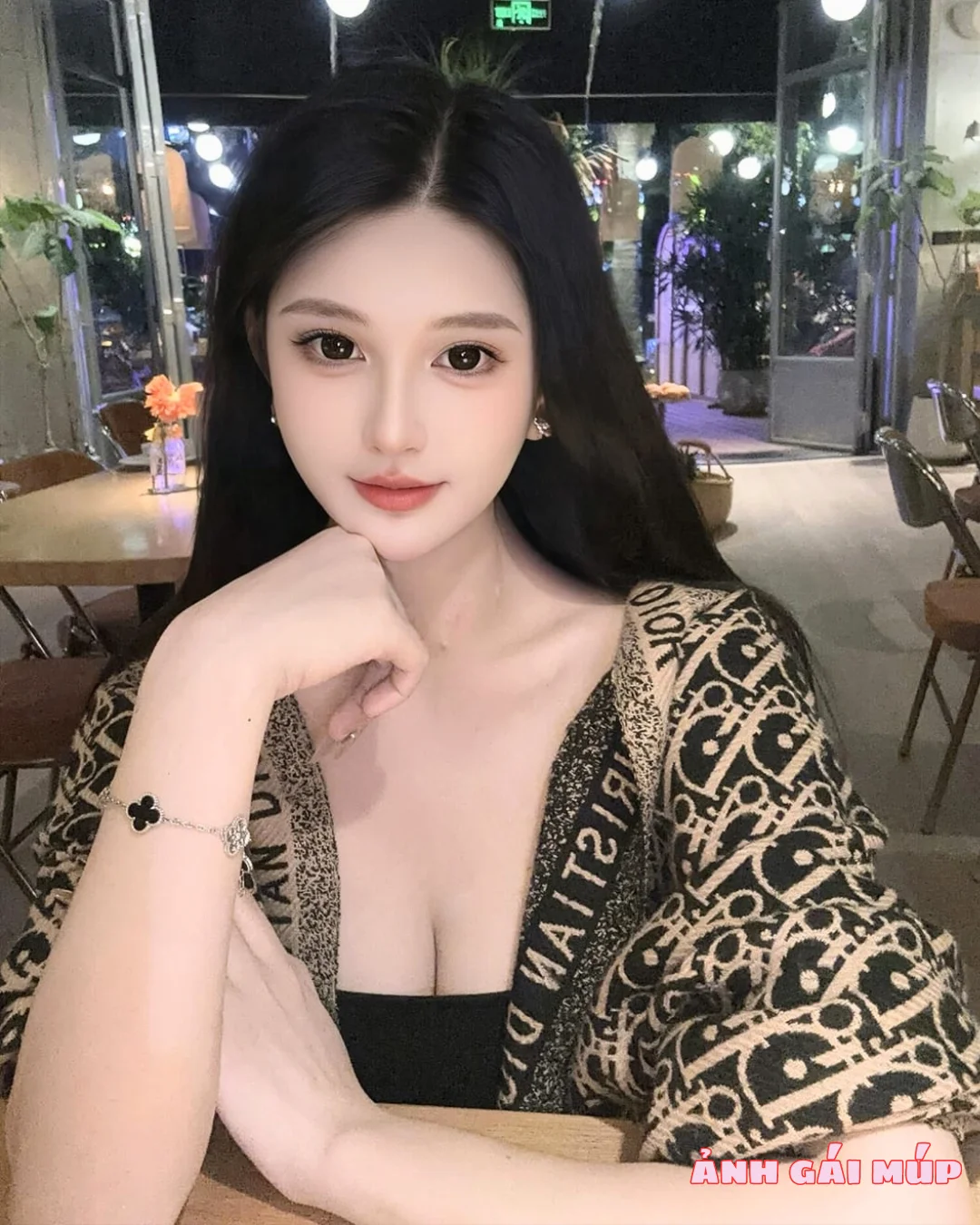 anh gai mup com show bo suu tap anh gai xinh dep 2025 347 900 Ảnh Gái Xinh Đẹp Tê Tái: Đê Mê Ánh Mắt - Môi Mọng Đốn Tim Ảnh Gái Xinh