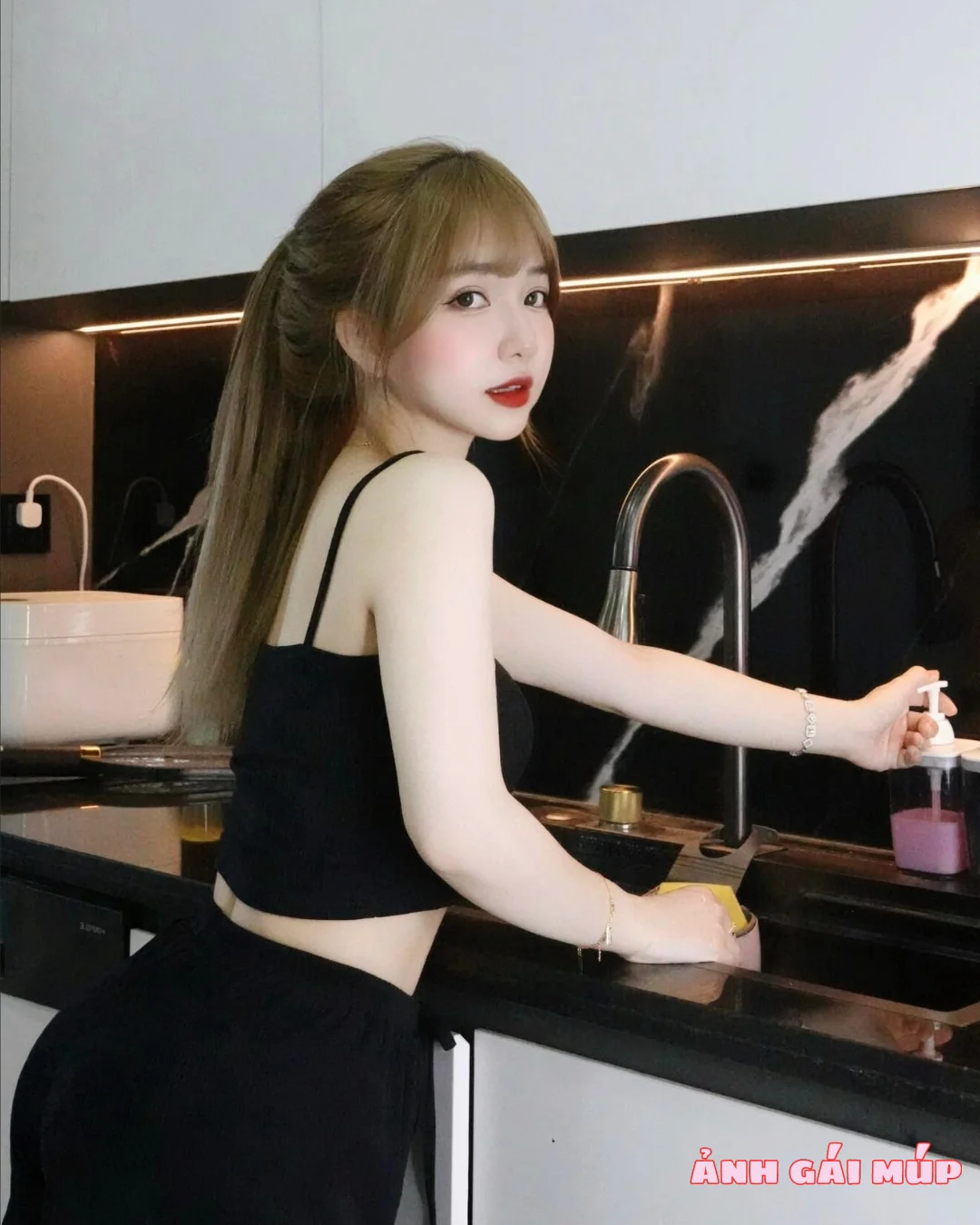anh gai mup com show bo suu tap anh gai xinh dep 2025 405 900 Ảnh Gái Xinh Đẹp Tê Tái: Đê Mê Ánh Mắt - Môi Mọng Đốn Tim Ảnh Gái Xinh