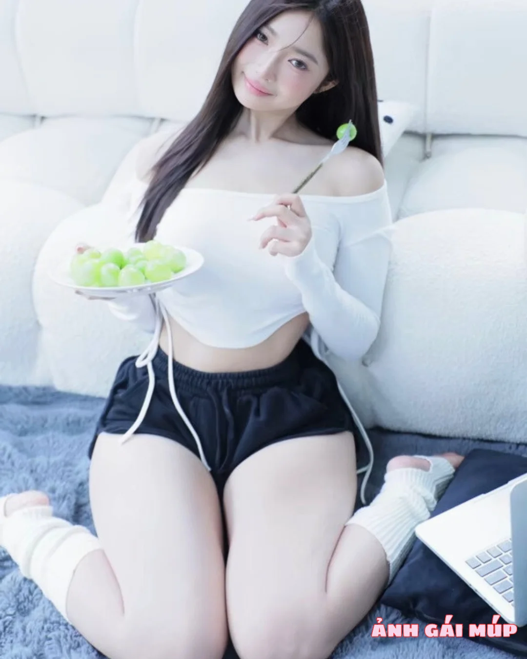 anhgaimup com review anh gai dang dep 059 600 Ảnh Gái Dáng Đẹp: Như Một Bản Tình Ca "Mê Đắm" Ảnh Gái Đẹp