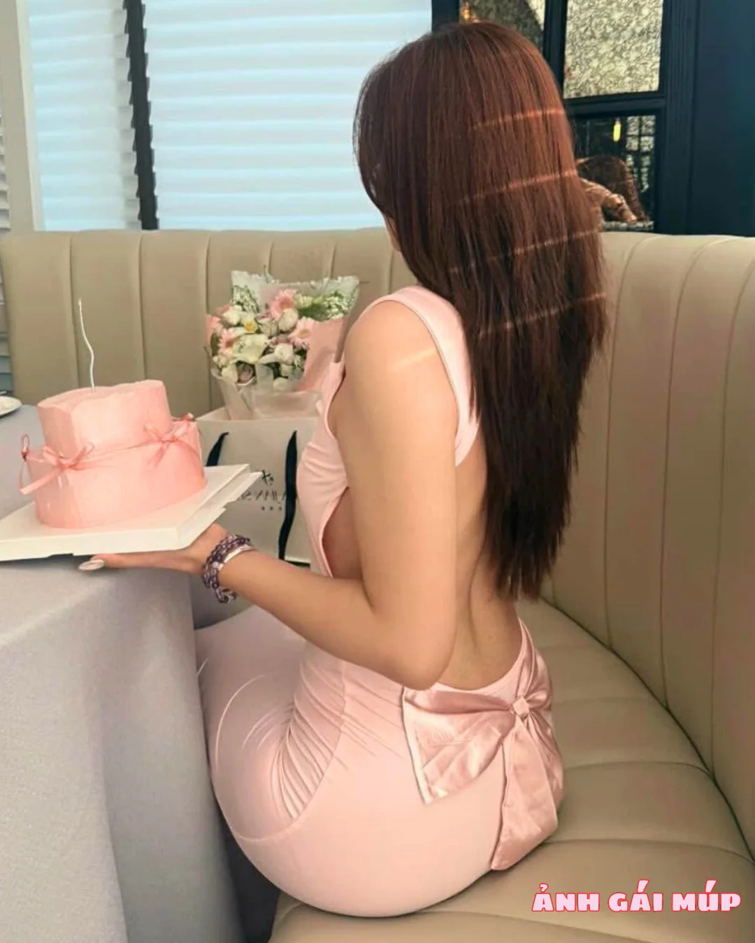 anhgaimup com review anh gai dang dep 297 600 Ảnh Gái Dáng Đẹp: Như Một Bản Tình Ca "Mê Đắm" Ảnh Gái Đẹp