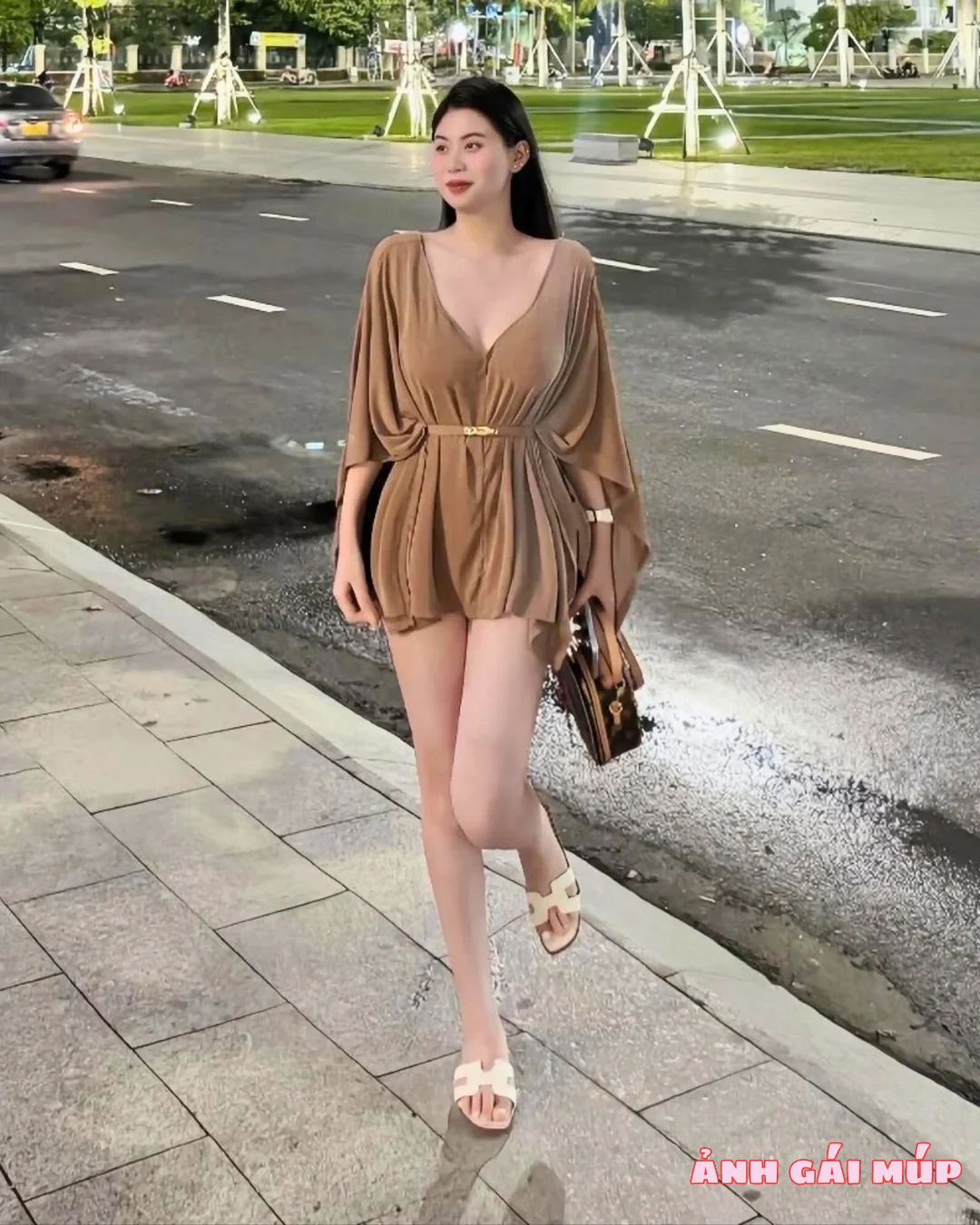 anhgaimup com review anh gai dang dep 352 600 Ảnh Gái Dáng Đẹp: Như Một Bản Tình Ca "Mê Đắm" Ảnh Gái Đẹp