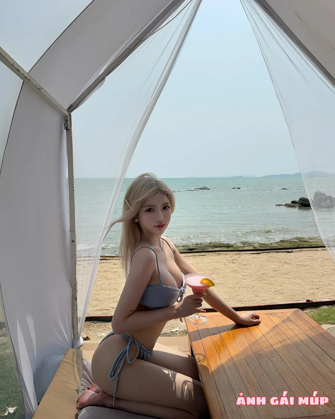 anhgaimup review anh gai xinh chup anh tai bai da song hong 150 Bãi Đá Sông Hồng: Nơi 500 Gái "Ngon" Thả Dáng Sống Ảo Ảnh Gái Đẹp