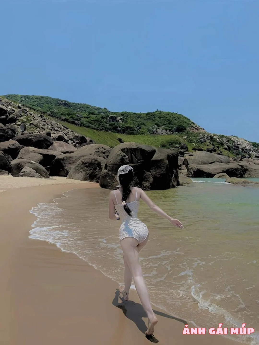 anhgaimup review anh gai xinh chup anh tai bai da song hong 157 Bãi Đá Sông Hồng: Nơi 500 Gái "Ngon" Thả Dáng Sống Ảo Ảnh Gái Đẹp