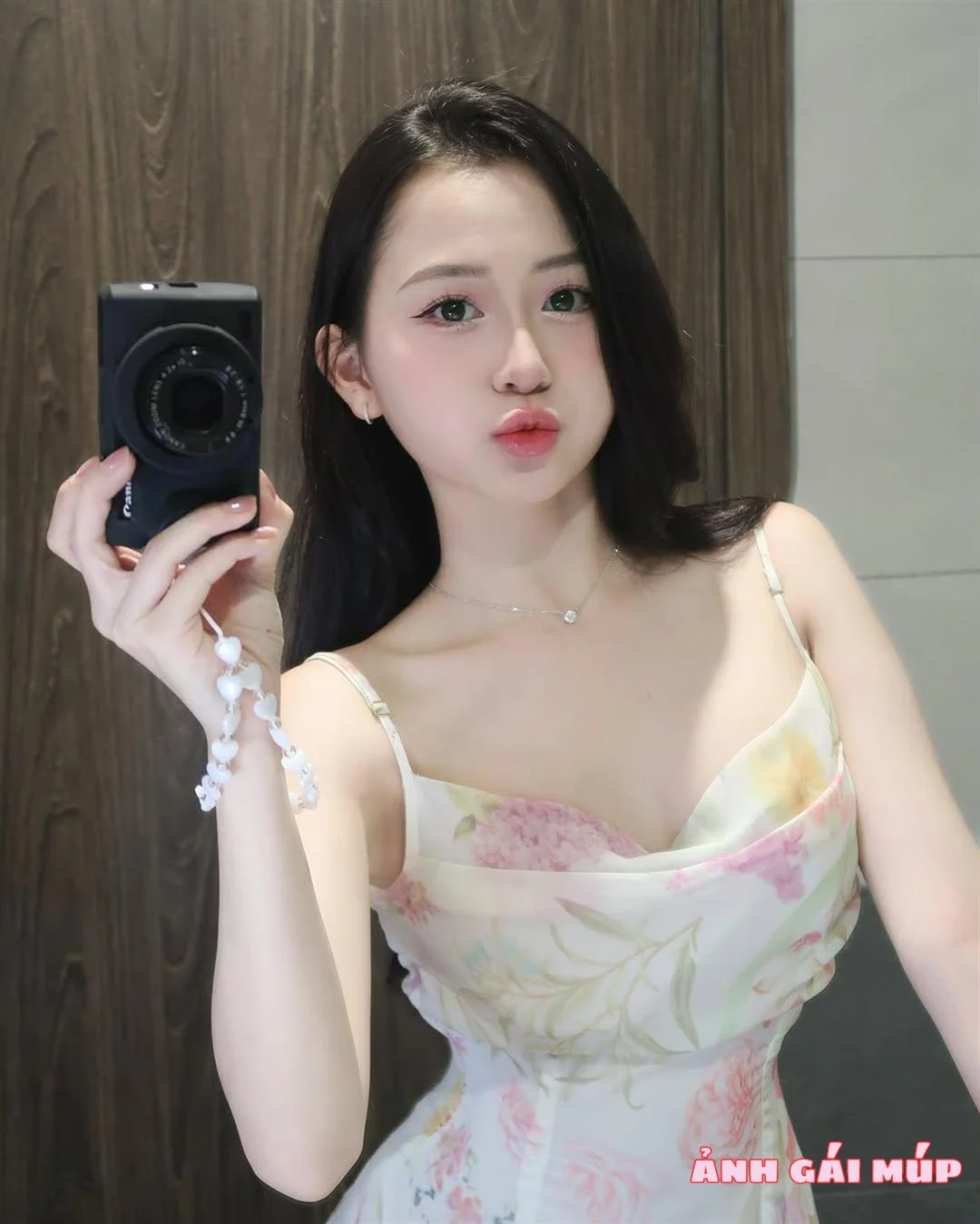 anh gai mup com show bo anh gai mien tay cuc dep 178 400 Ảnh Gái Miền Tây: Miền Sông Nước Căng Tràn Nhựa Sống Ảnh Gái Đẹp