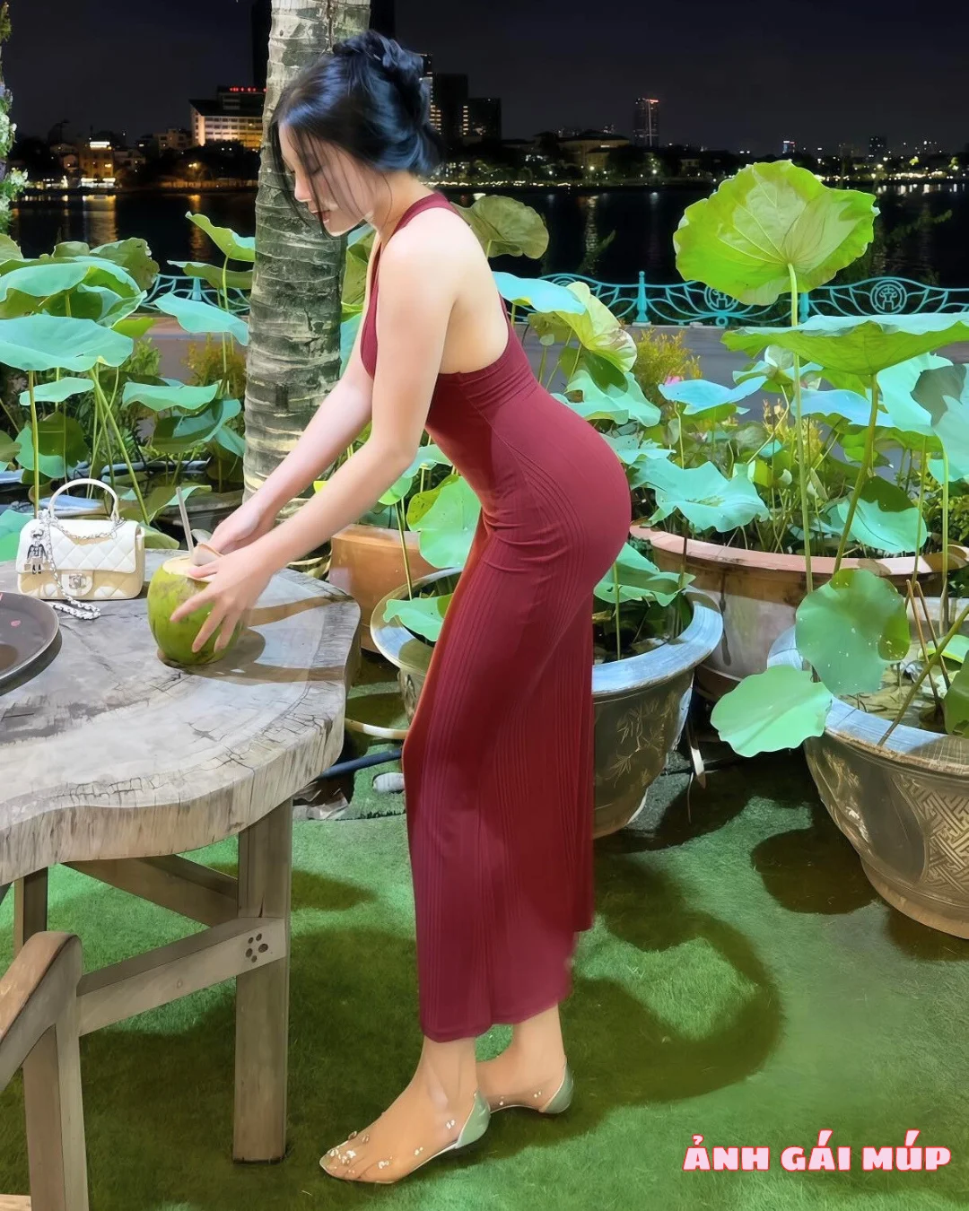 anh gai mup com show bo anh gai mien tay cuc dep 231 400 Ảnh Gái Miền Tây: Miền Sông Nước Căng Tràn Nhựa Sống Ảnh Gái Đẹp